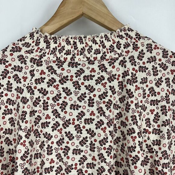 Torrid Top Size 3 Ivory Textured Jersey Choker Neck Smocked Bottom Shirt Blouse - Picture 6 of 8